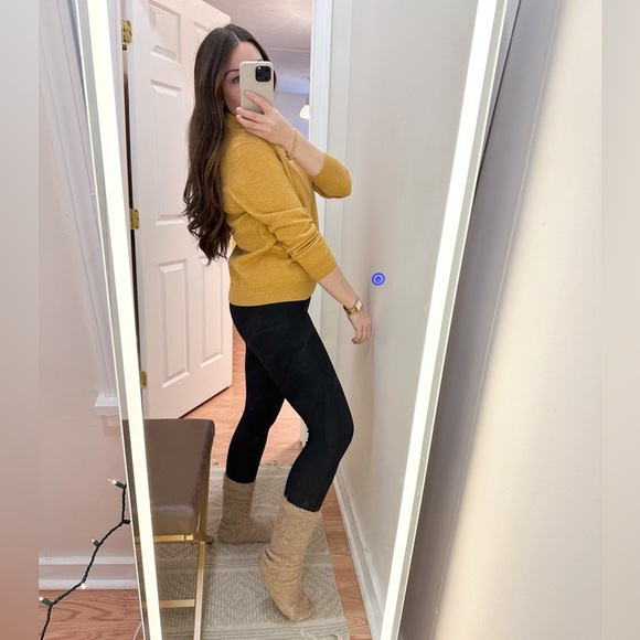 Vintage Wool Marigold Yellow Collared Pullover Sweater 
small - Picture 3 of 8